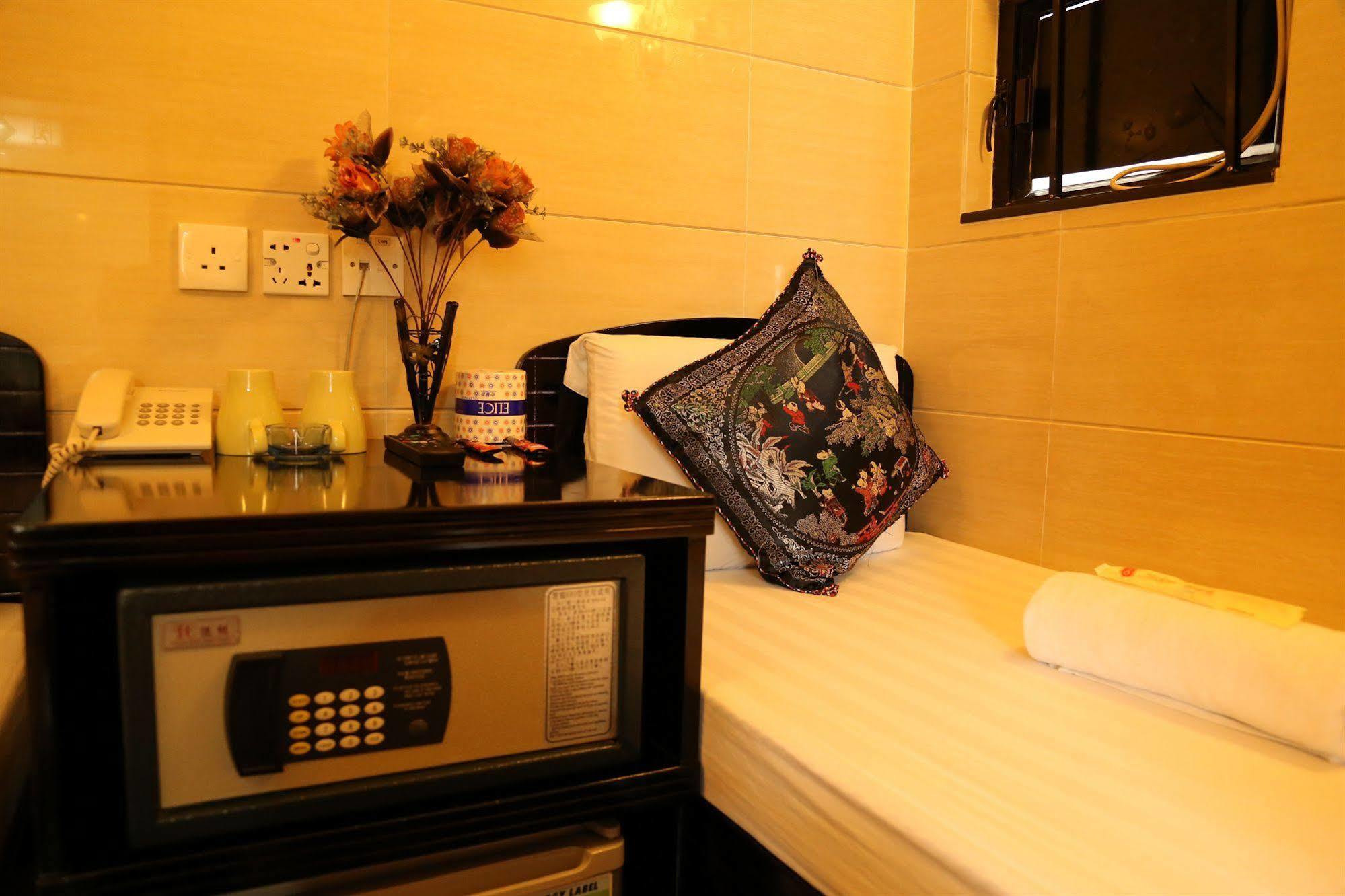 Everest Inn Guest House Hong Kong Esterno foto